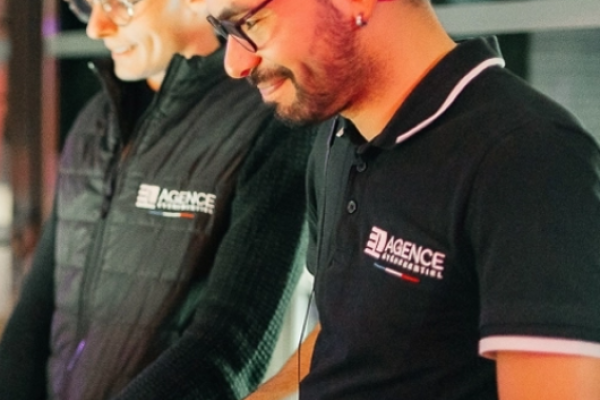 Agence EL Évènement - DJ - Particuliers et professionnels - Location de matériel