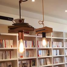 Intérieur librairie la cédille